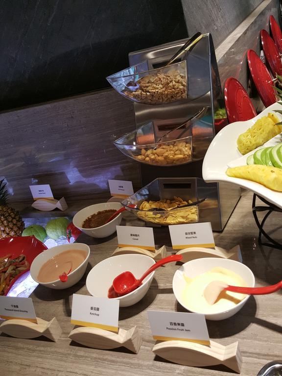 Changyu Hotel Tainan Eksteriør billede