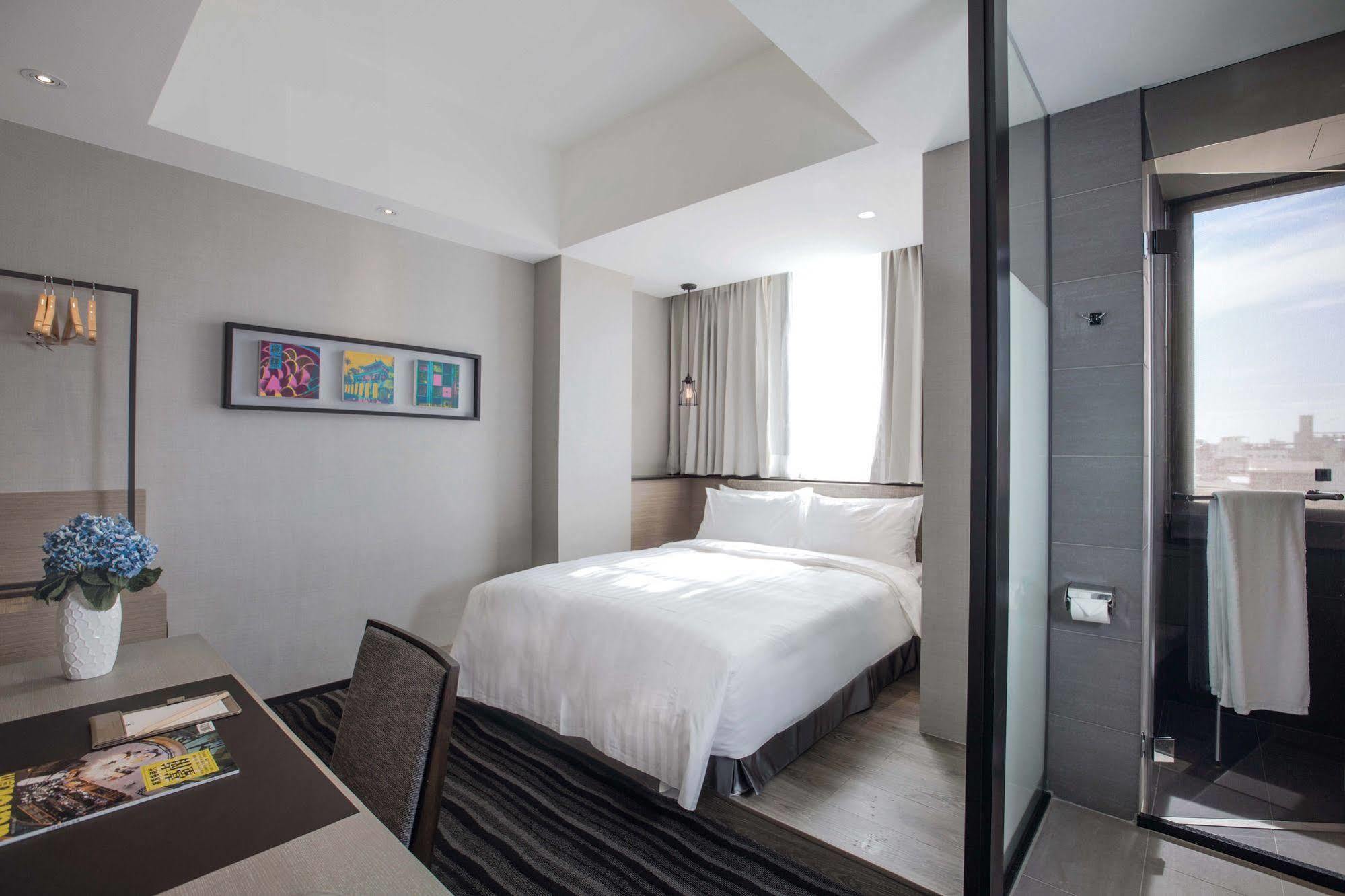 Changyu Hotel Tainan Eksteriør billede