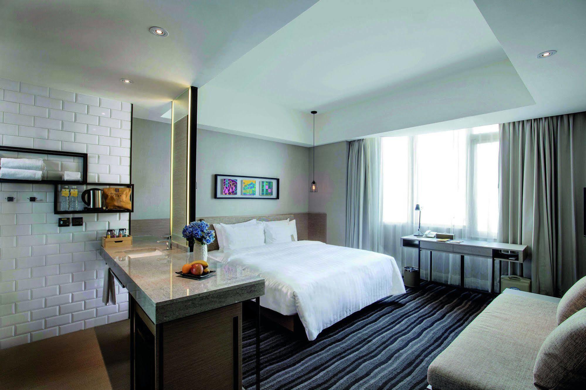 Changyu Hotel Tainan Eksteriør billede